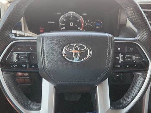Used 2023 Toyota Tundra Platinum AWD/4WD image 19