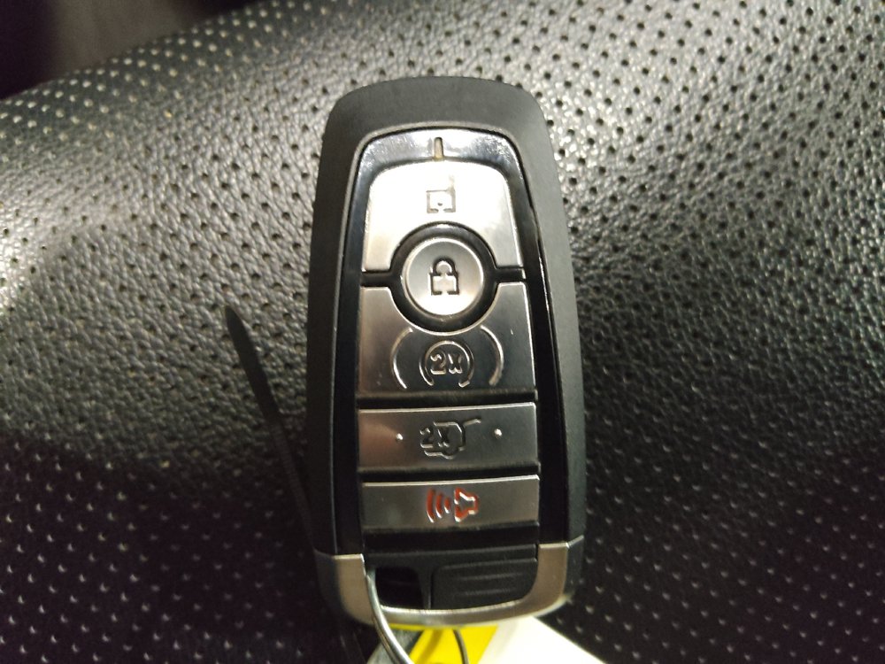 Used 2021 Ford Escape SEL FWD image 32
