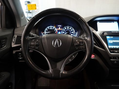 Used 2018 Acura MDX 3.5L 4D Sport Utility image 18