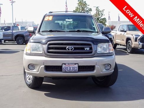 Used 2004 Toyota Sequoia SR5 image 3