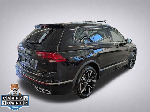 Used 2024 Volkswagen Tiguan SEL R-Line AWD/4WD image 4