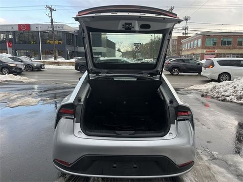 Used 2025 Toyota Prius LE image 23