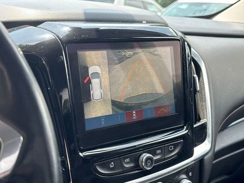 Used 2019 Chevrolet Traverse Premier w/ Redline Edition AWD/4WD image 22