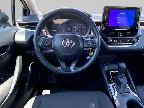 Used 2025 Toyota Corolla LE FWD image 6
