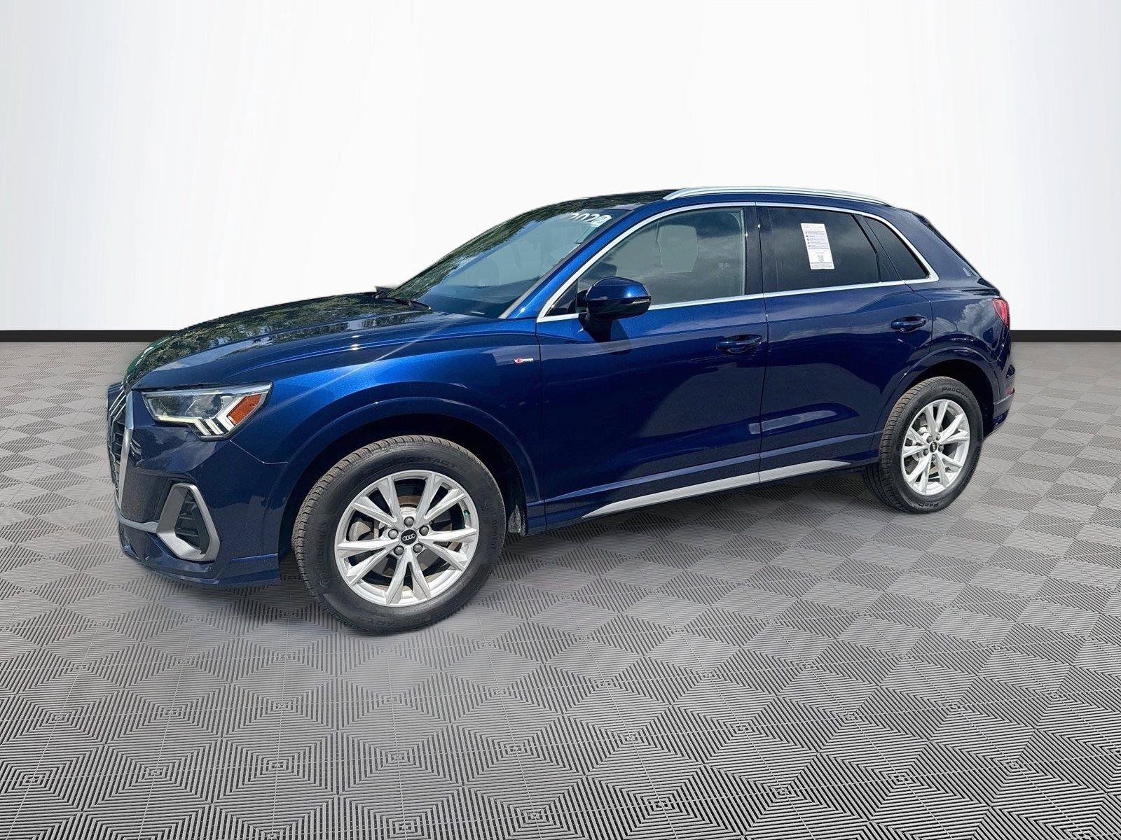 Used 2022 Audi Q3 2.0T Premium Plus AWD/4WD image 3