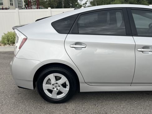 Used 2011 Toyota Prius Three FWD image 5