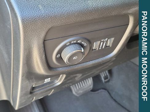 Used 2023 Jeep Grand Cherokee Summit w/ Adv Protech Group IV AWD/4WD image 17