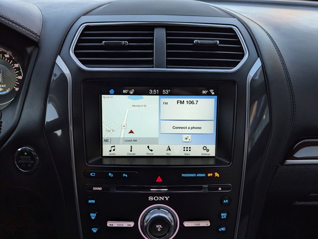 Used 2018 Ford Explorer Platinum AWD/4WD image 22