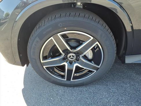 Certified 2026 Mercedes-Benz GLC 300 4MATIC image 10