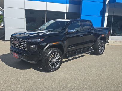 Used 2025 GMC Canyon Denali