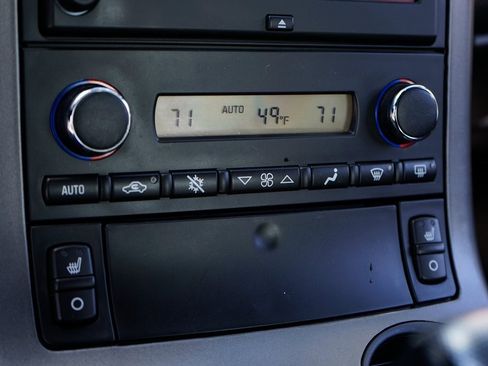 Used 2006 Chevrolet Corvette Coupe w/ Preferred Equipment Group image 34