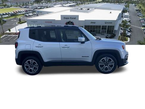 Used 2015 Jeep Renegade Limited FWD image 16