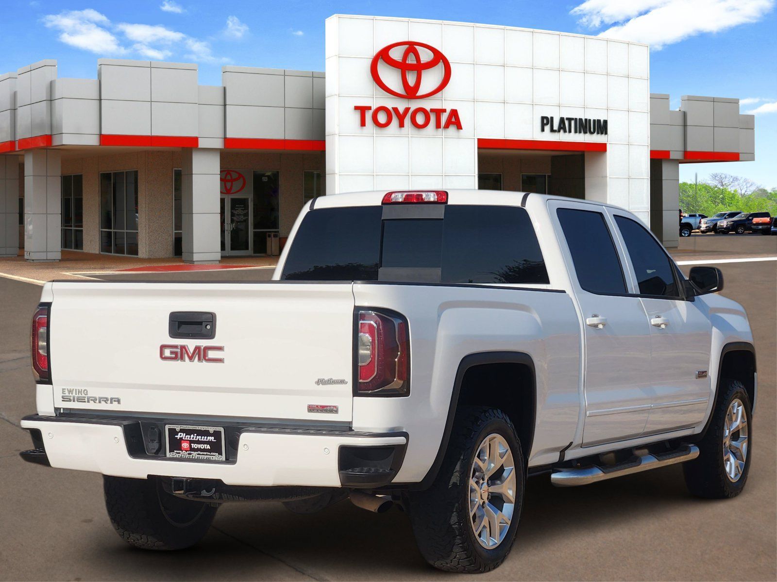 Used 2017 GMC Sierra 1500 SLT w/ All Terrain Package AWD/4WD image 4
