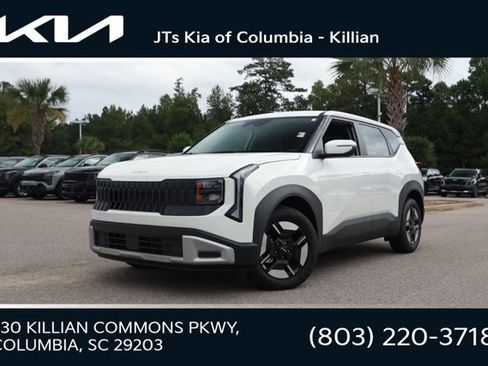Certified 2027 Kia Seltos LX FWD image 1