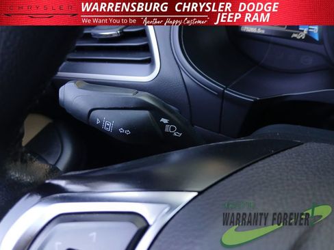Used 2024 Ford Edge SEL AWD/4WD image 17