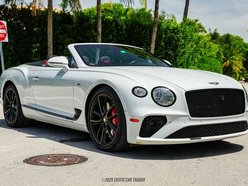 Used 2020 Bentley Continental GT V8 First Edition image 12
