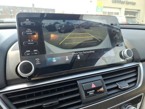 Used 2020 Honda Accord EX image 22