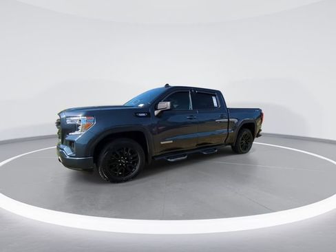 Used 2021 GMC Sierra 1500 Elevation w/ X31 Off-Road Package AWD/4WD image 4