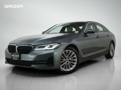 Used 2021 BMW 530i xDrive 530i xDrive w/ Convenience Package image 1