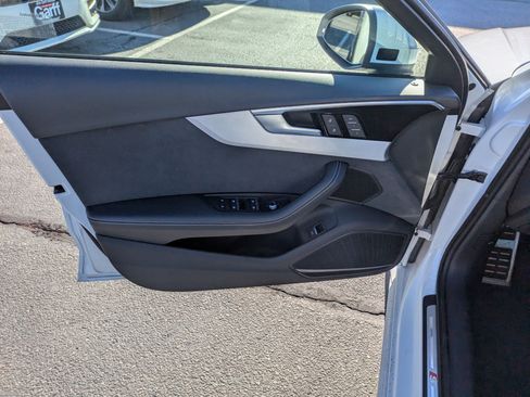 Used 2022 Audi A4 2.0T Premium Plus image 14