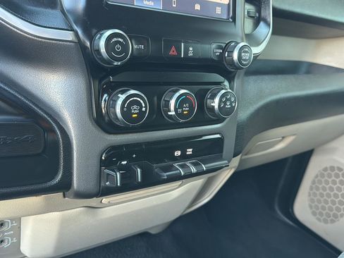 Used 2022 RAM 2500 Big Horn image 22