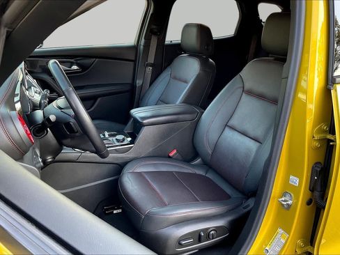 Used 2022 Chevrolet Blazer RS w/ Enhanced Convenience Package AWD/4WD image 8