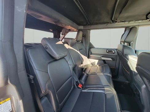 Used 2021 Ford Bronco Badlands image 30