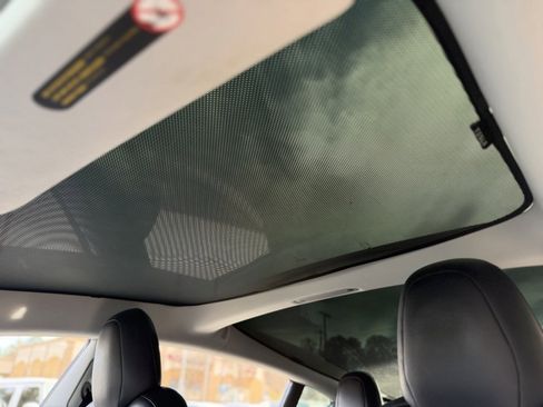 Used 2020 Tesla Model 3 Performance image 50