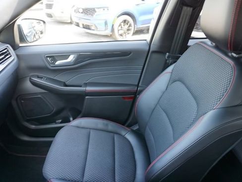 Certified 2023 Ford Escape ST-Line w/ Tech Pack #1 FWD image 32
