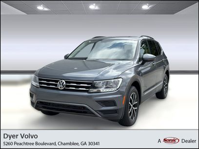 Used 2021 Volkswagen Tiguan SE w/ Panoramic Sunroof Package