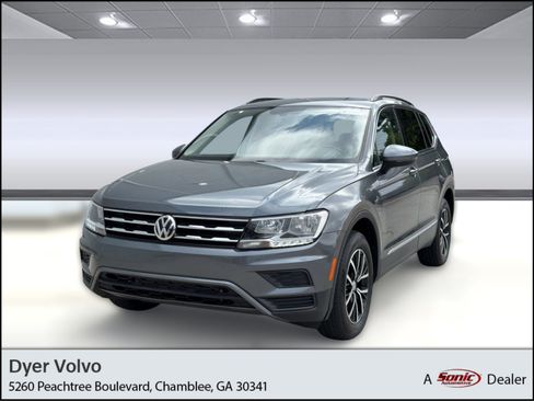 Used 2021 Volkswagen Tiguan SE w/ Panoramic Sunroof Package FWD image 1