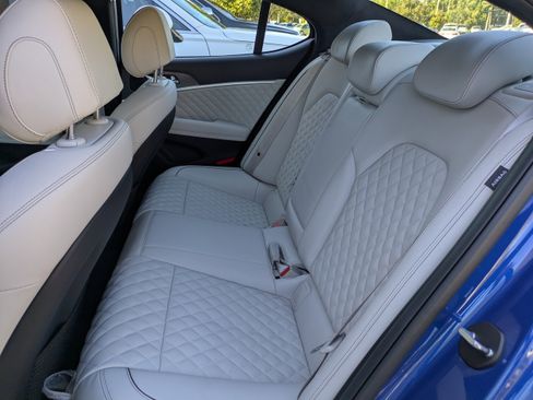 Certified 2025 Genesis G70 3.3T Advanced w/ Sport Prestige Package image 16