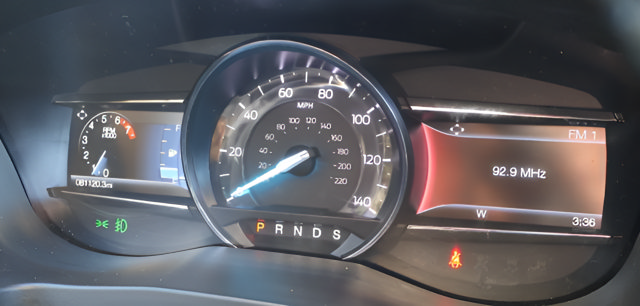 Used 2018 Ford Explorer XLT w/ Equipment Group 201A AWD/4WD image 16