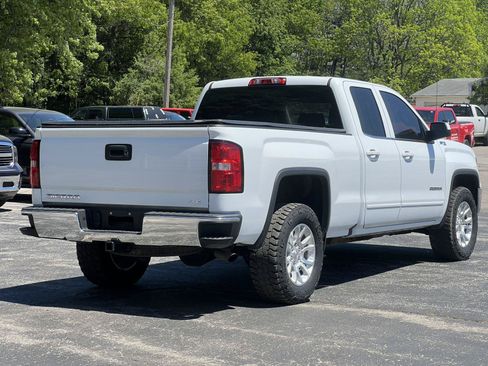 Used 2017 GMC Sierra 1500 SLE w/ SLE Value Package AWD/4WD image 41