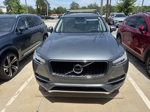 Used 2017 Volvo XC90 T6 Momentum w/ Vision Package AWD/4WD image 2