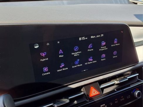 New 2026 Kia Niro EX FWD image 4
