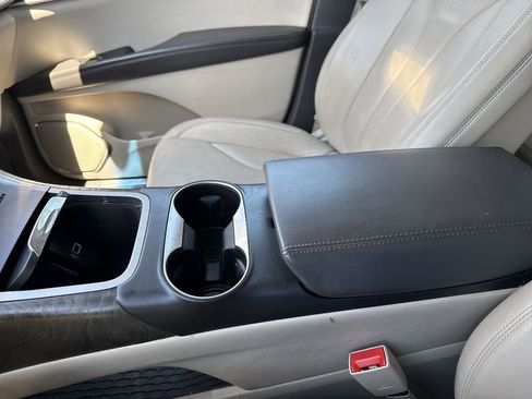 Used 2016 Lincoln MKX Reserve FWD image 26