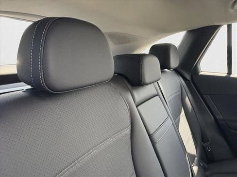 New 2025 Mercedes-Benz GLC 350e GLC 350e image 21