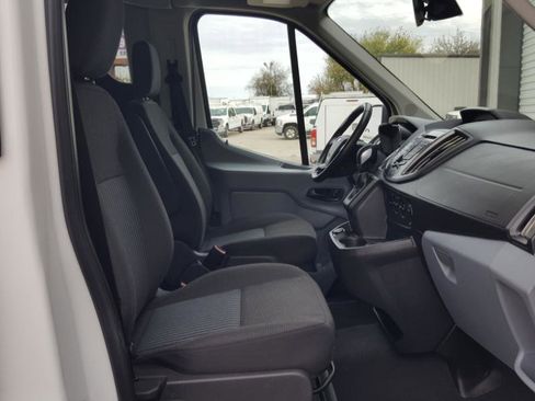 Used 2017 Ford Transit 150 XLT image 24