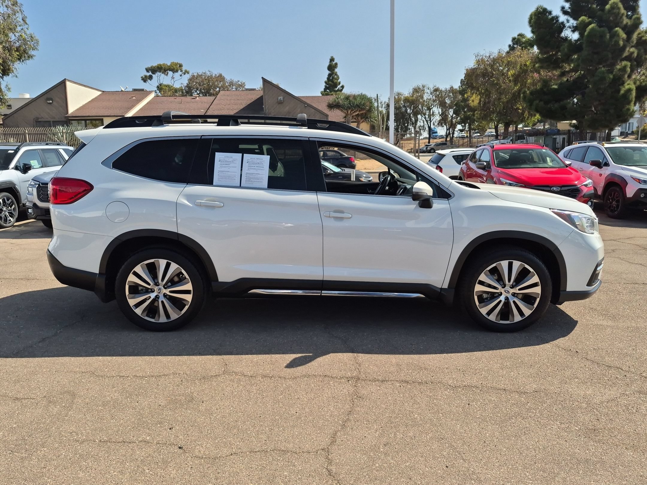Used 2022 Subaru Ascent Limited w/ Technology Package AWD/4WD image 5
