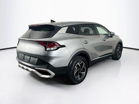 Used 2025 Kia Sportage LX AWD/4WD image 9
