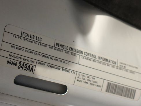 Used 2018 RAM 3500 Tradesman w/ Popular Equipment Group image 13