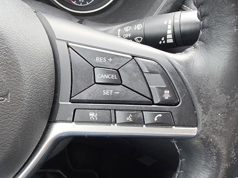 Used 2022 Nissan Sentra SV w/ All-Weather Package FWD image 17
