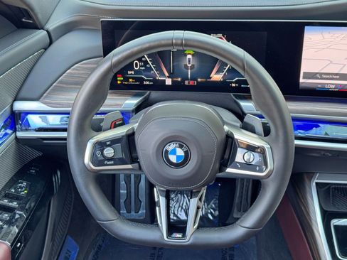 Used 2023 BMW 760i xDrive AWD/4WD image 22