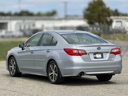 Used 2016 Subaru Legacy 2.5i Limited AWD/4WD image 10