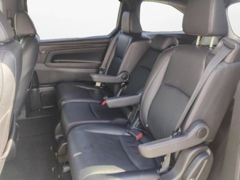 Used 2023 Honda Odyssey Sport image 15