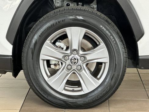 Certified 2025 Toyota RAV4 LE image 26