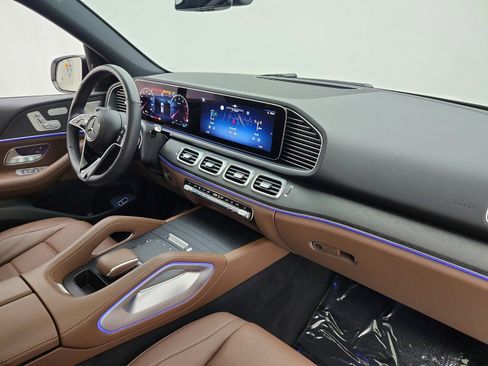 Certified 2024 Mercedes-Benz GLE 450 4MATIC image 21