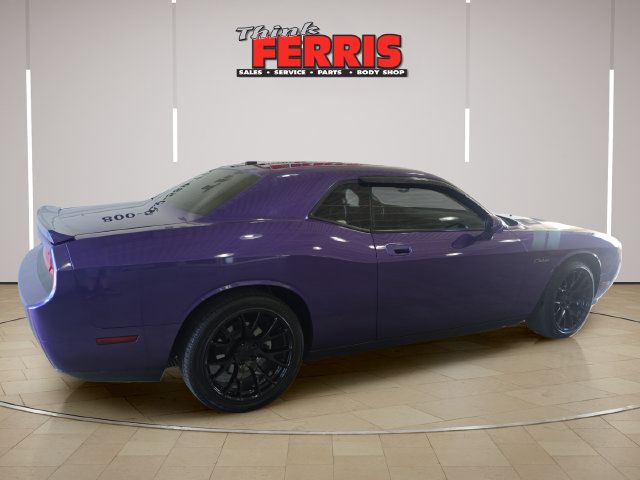 Used 2010 Dodge Challenger R/T RWD image 5