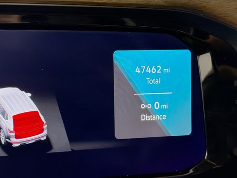 Used 2024 Volkswagen Atlas SE FWD image 19